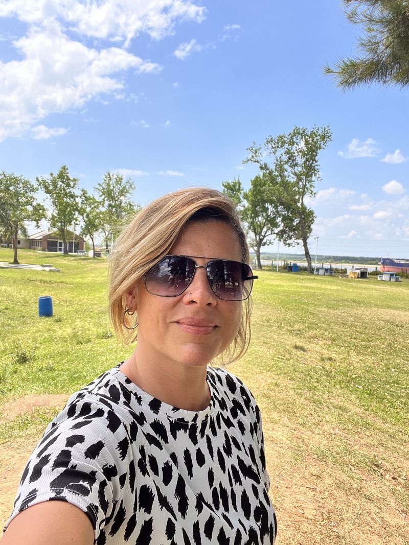 Celina, 48