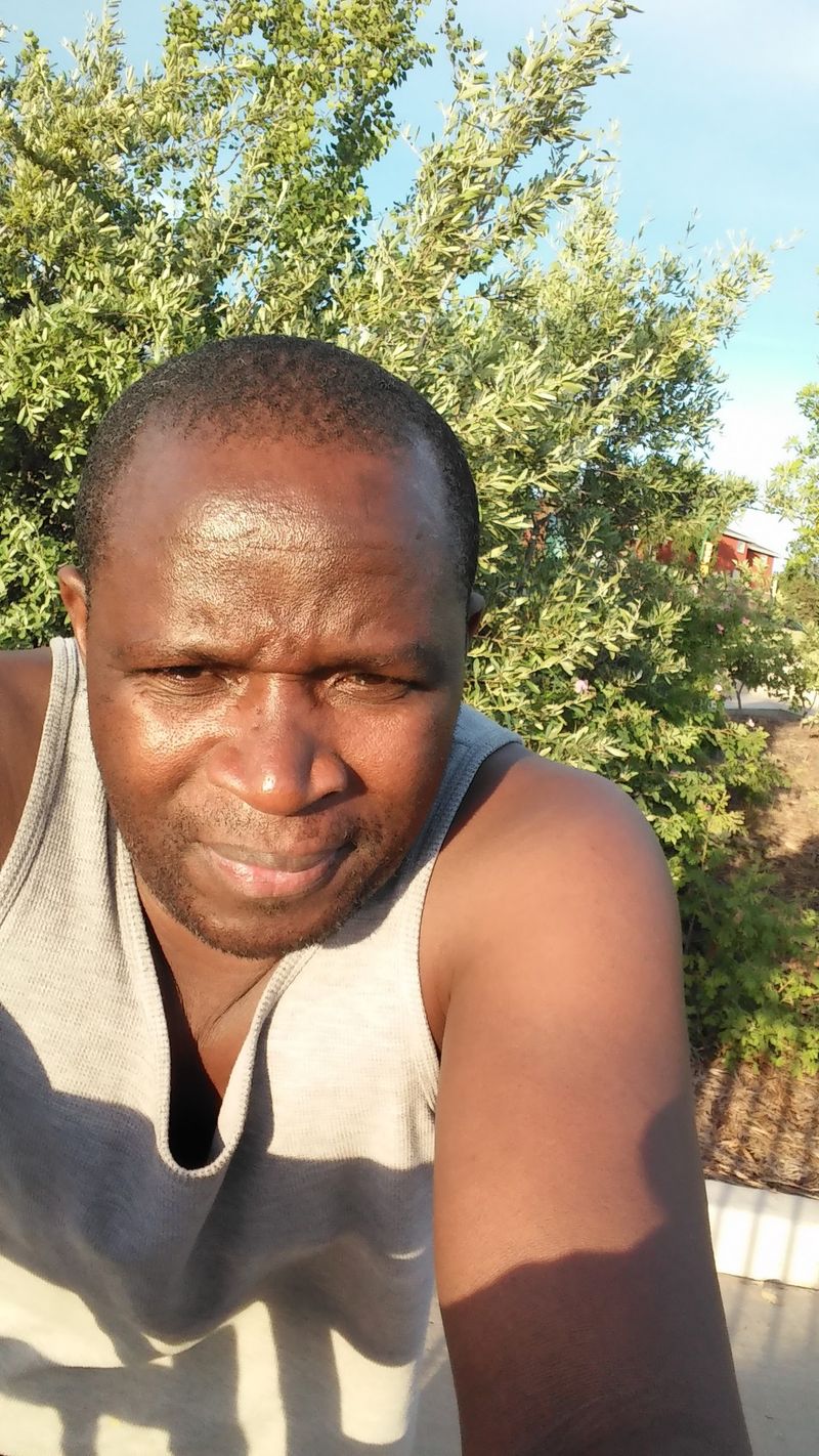 Bob L, 44