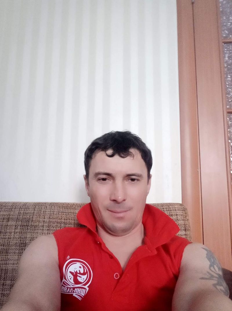 Николай, 42