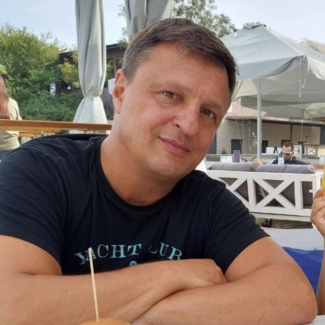 Юрий, 54