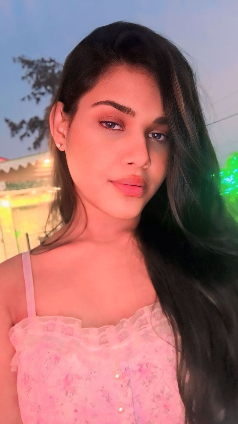 Reshmi Das, 24