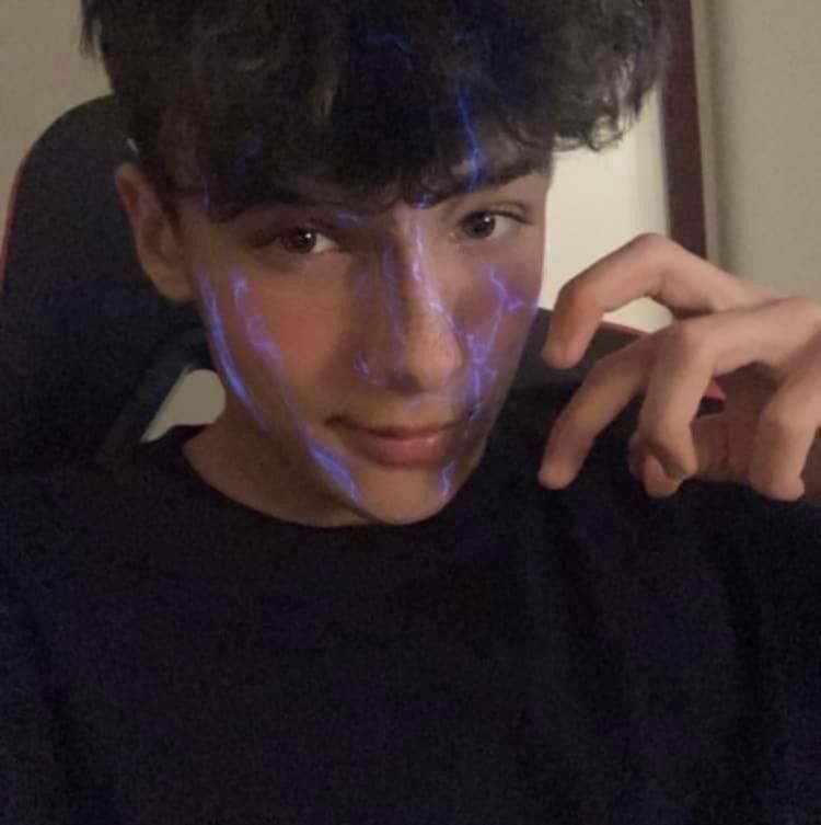 Leo, 20