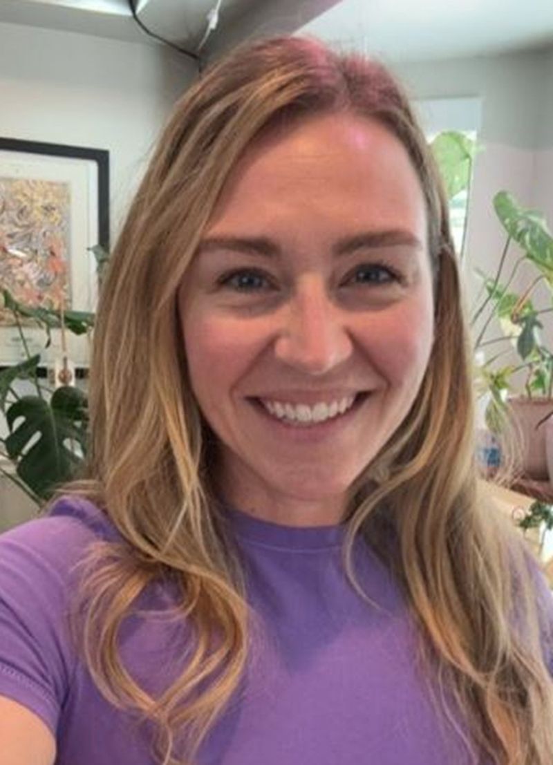 Lucero, 37