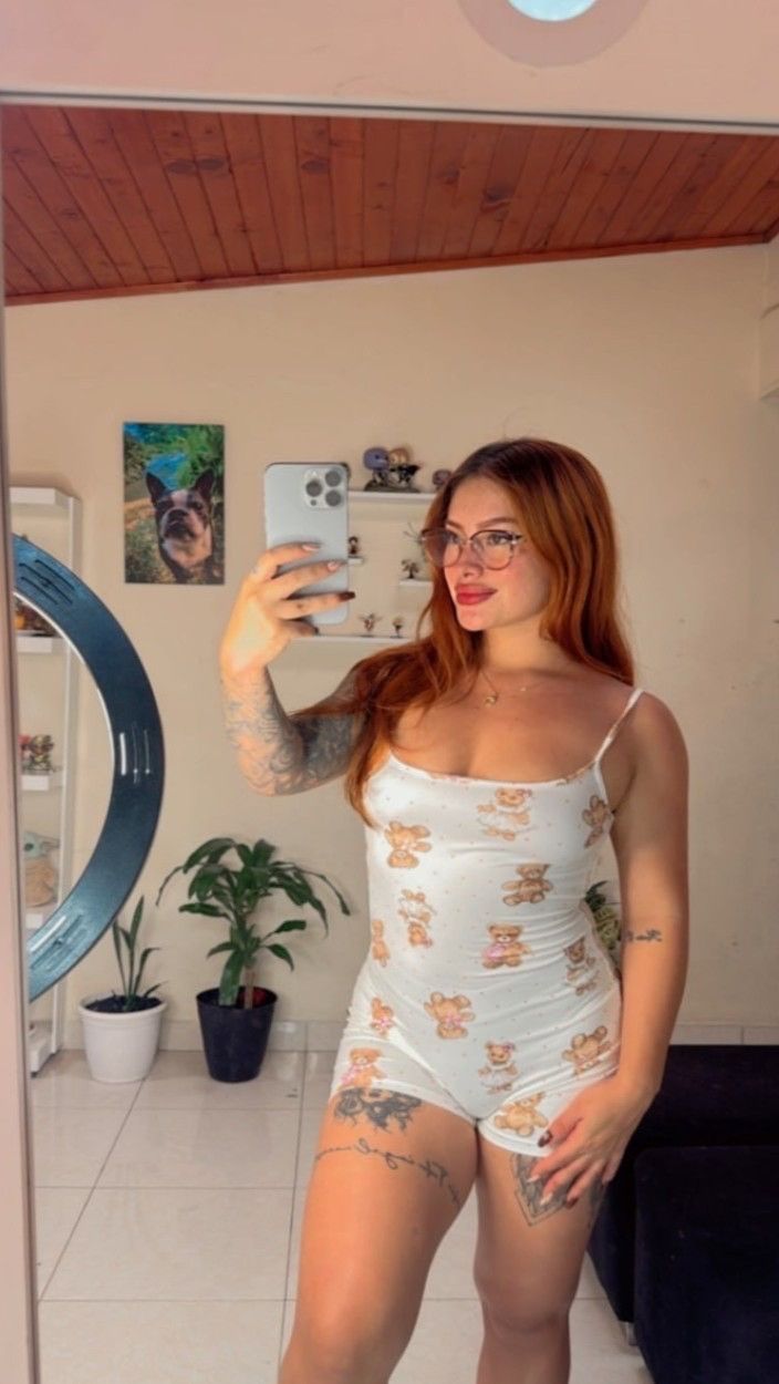 Anna, 22
