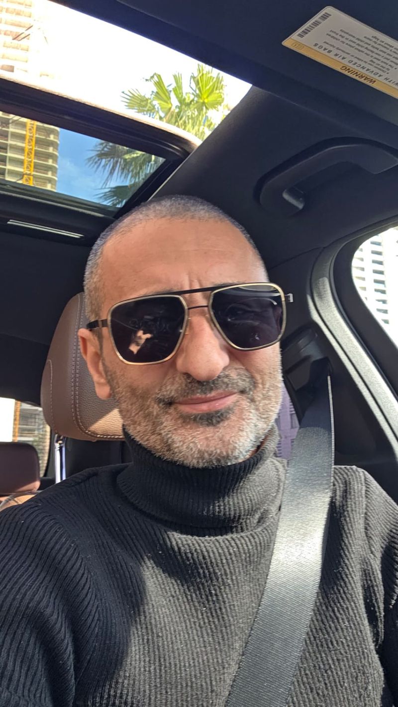 Goga, 42