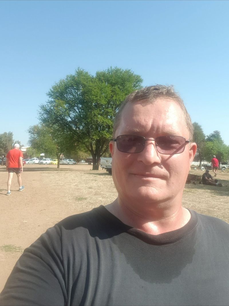 Edwin, 51