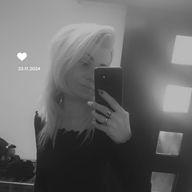 Iwona, 44
