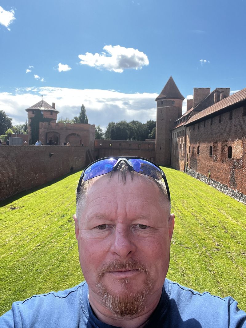 Robert, 53