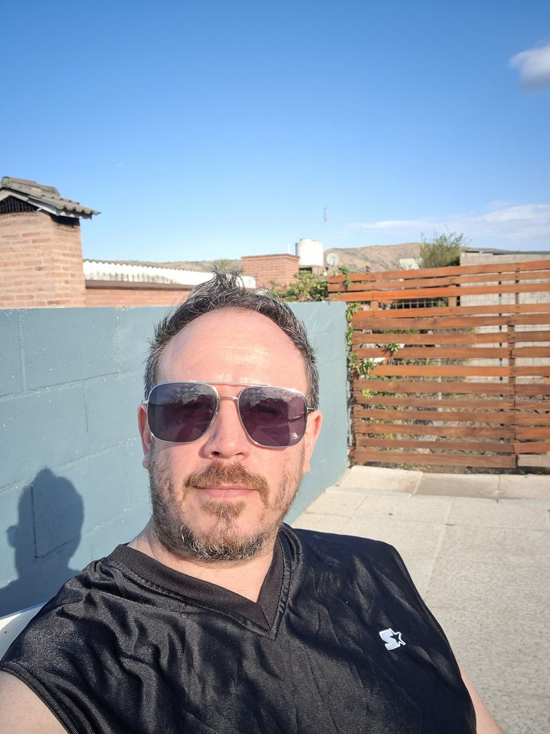 Santiago, 47