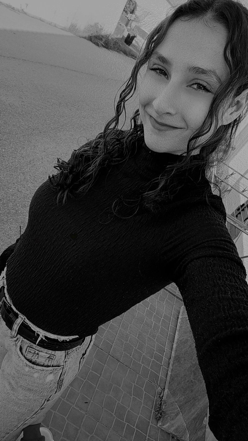 Carolina, 26