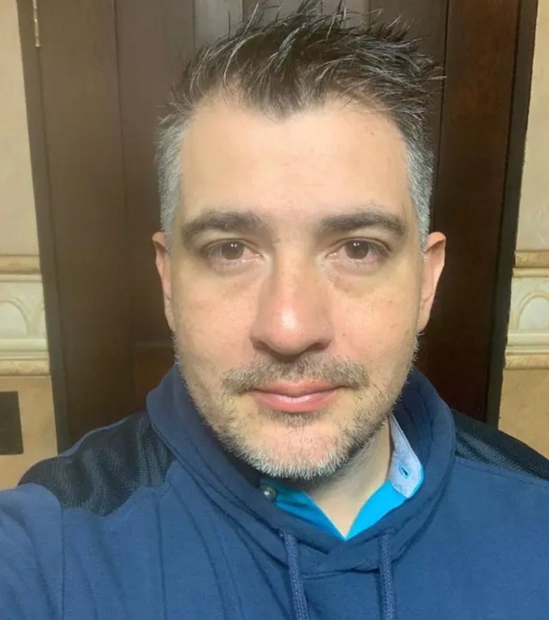 Pablo, 42