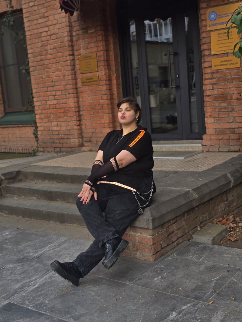 Anna, 21