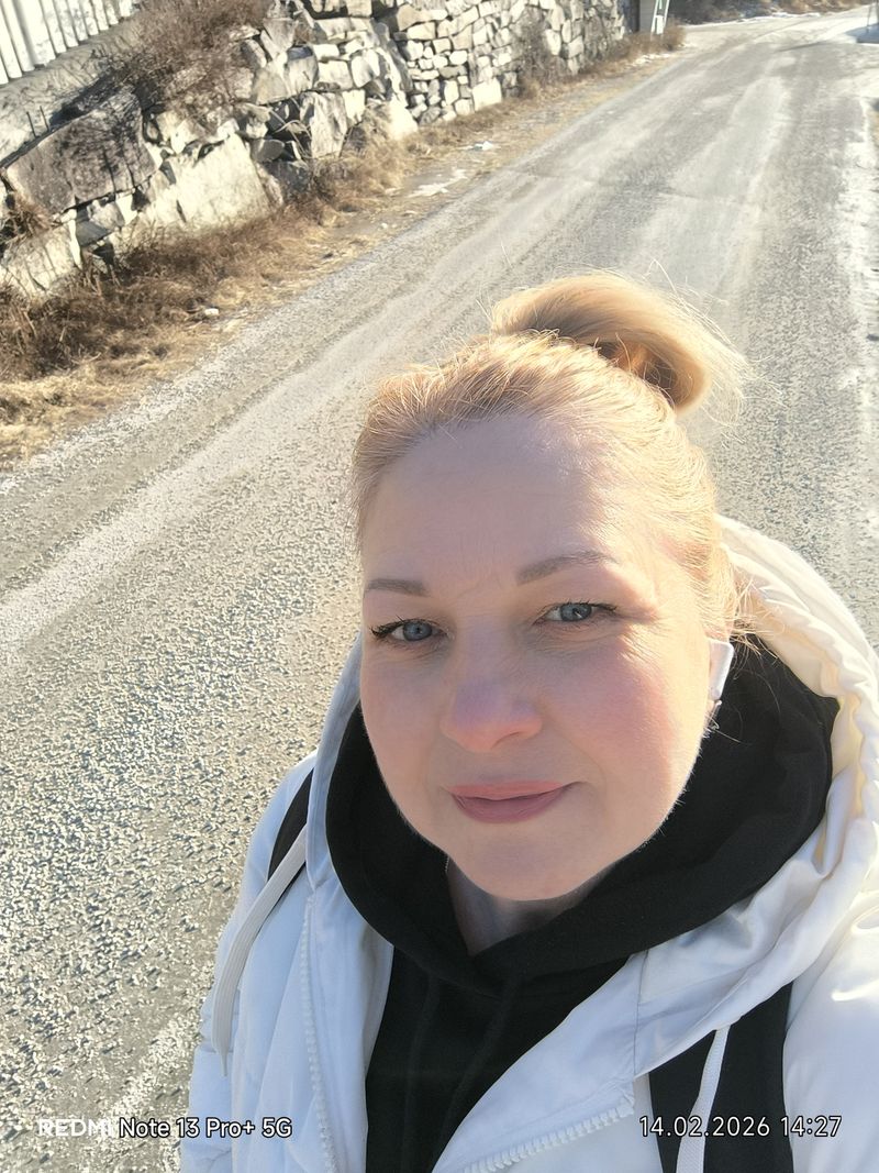 Nataliia, 48