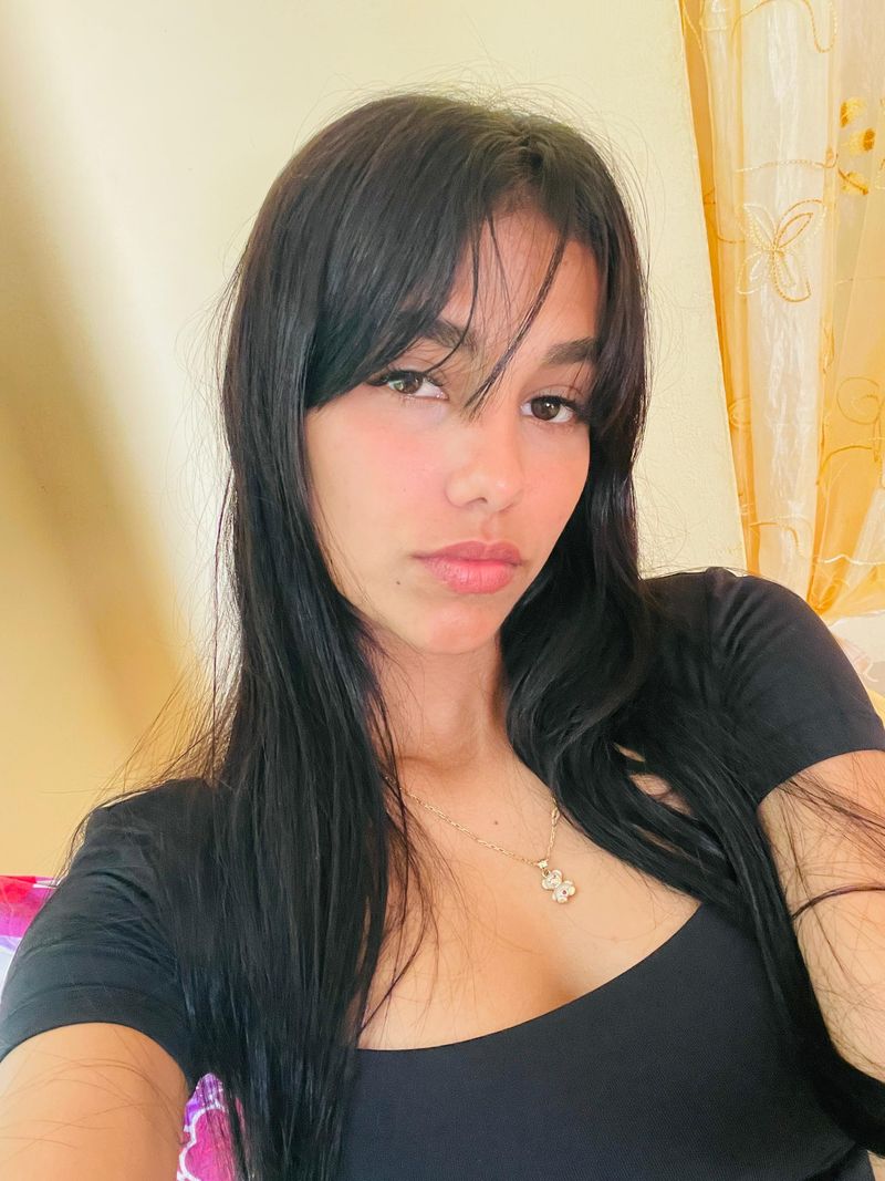 Lili, 22