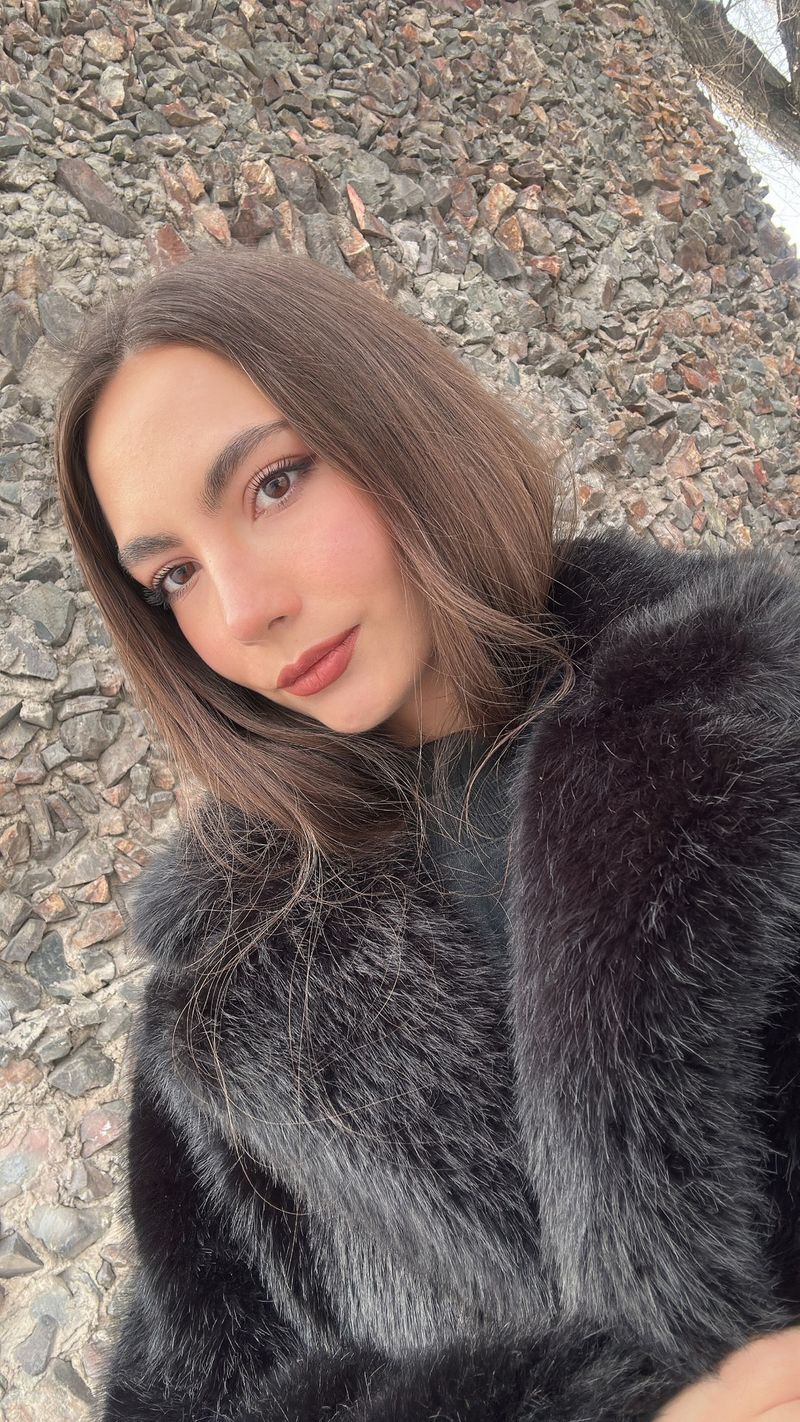 Оксана, 25