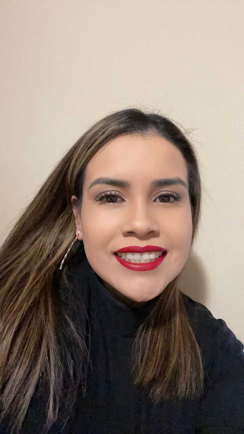 Tania, 38
