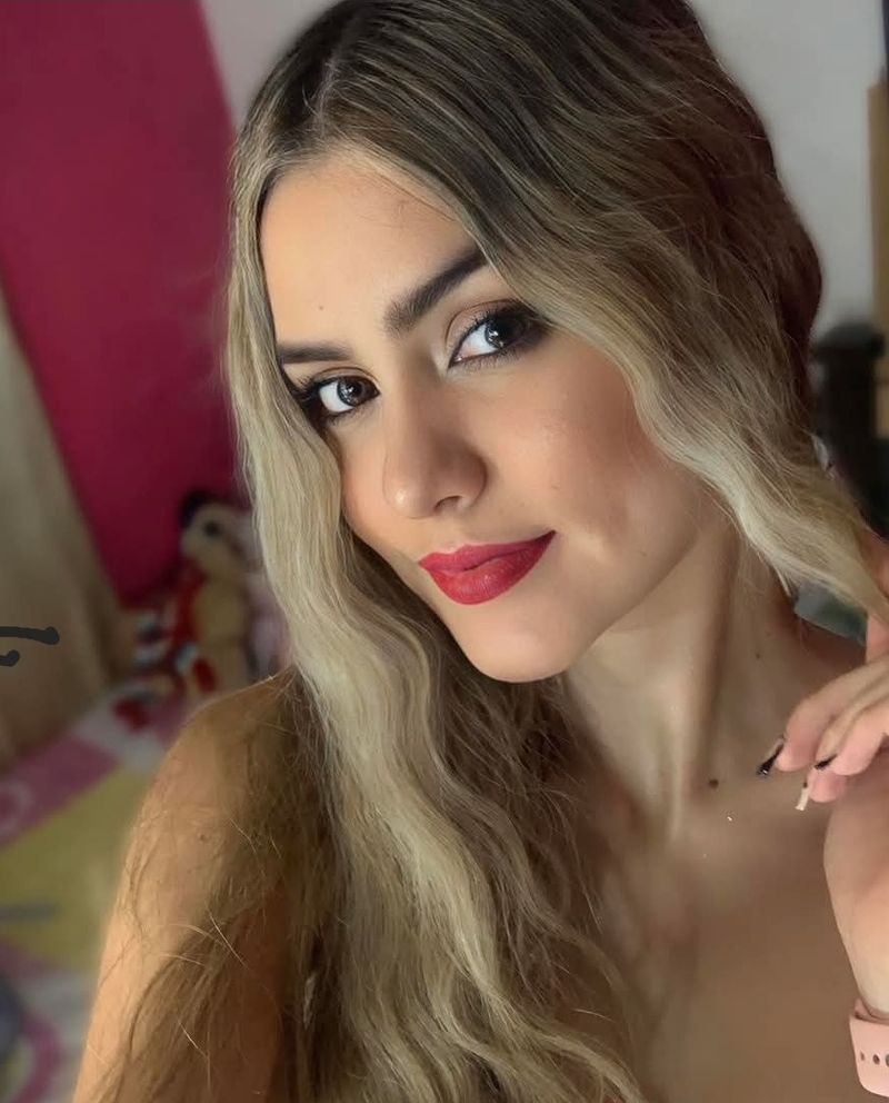 Catalina, 39
