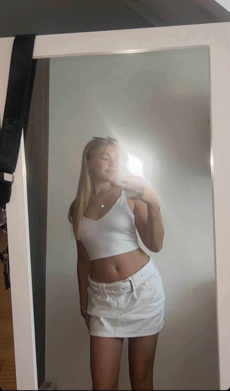 Emilka, 22