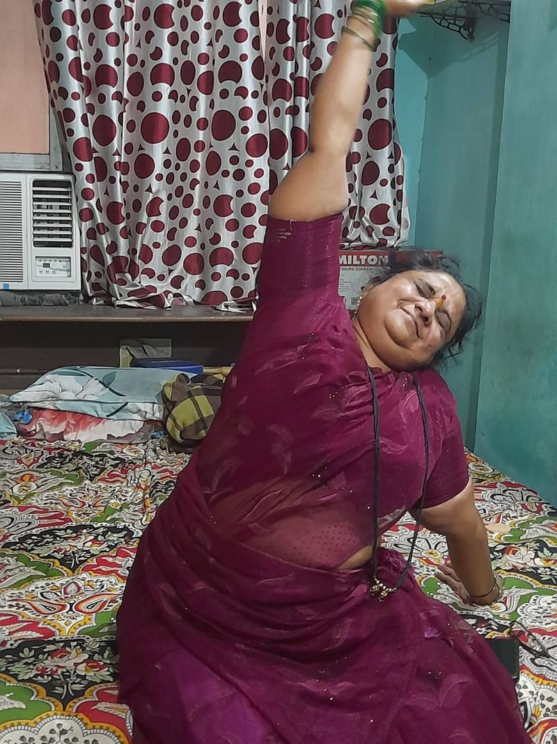 Pramila, 51
