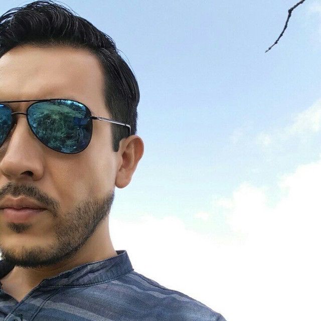 Daniel, 38