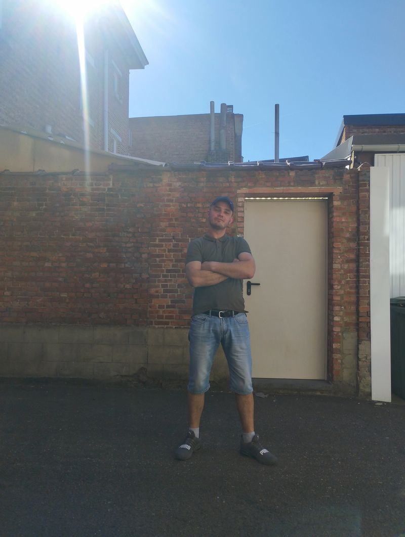 Kamil, 38