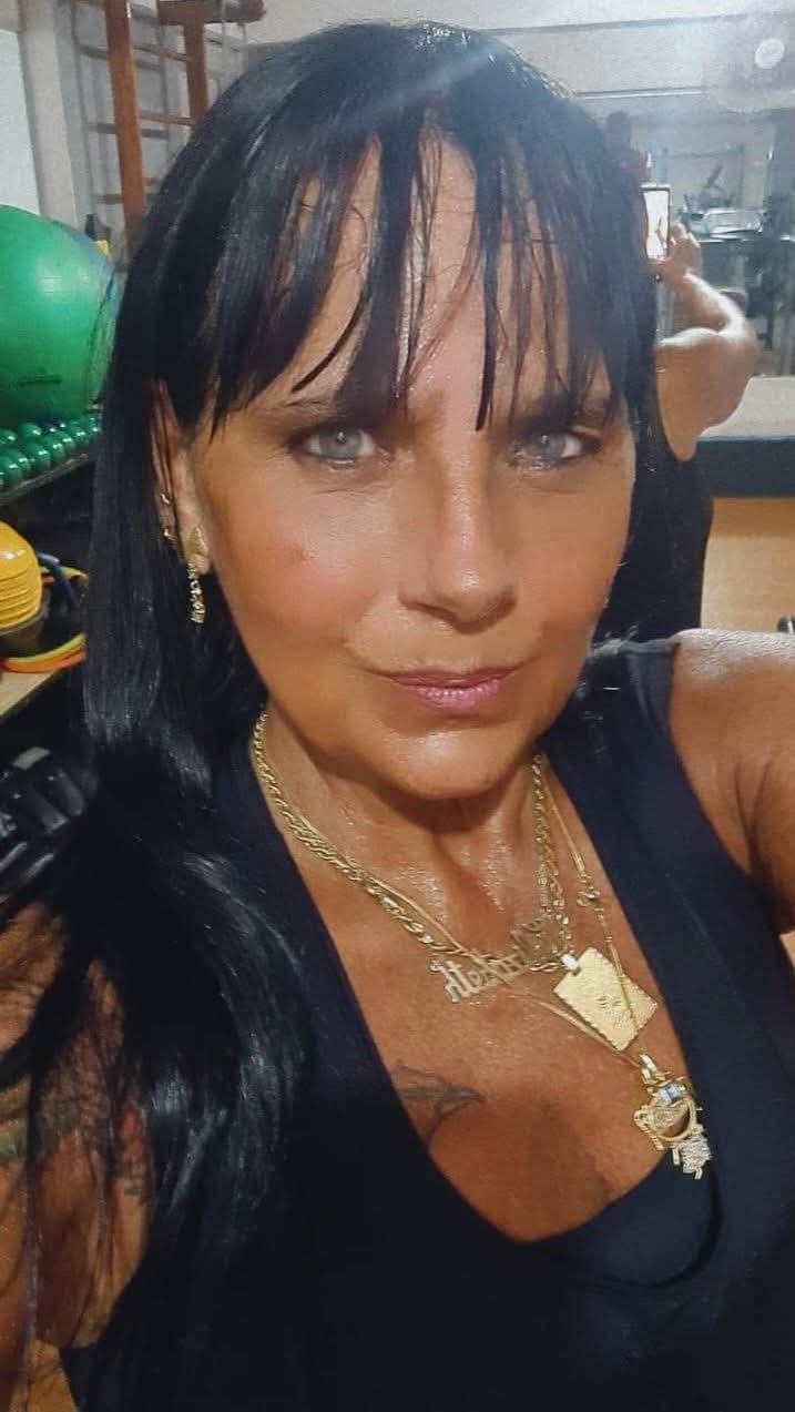 Elizabeth, 61