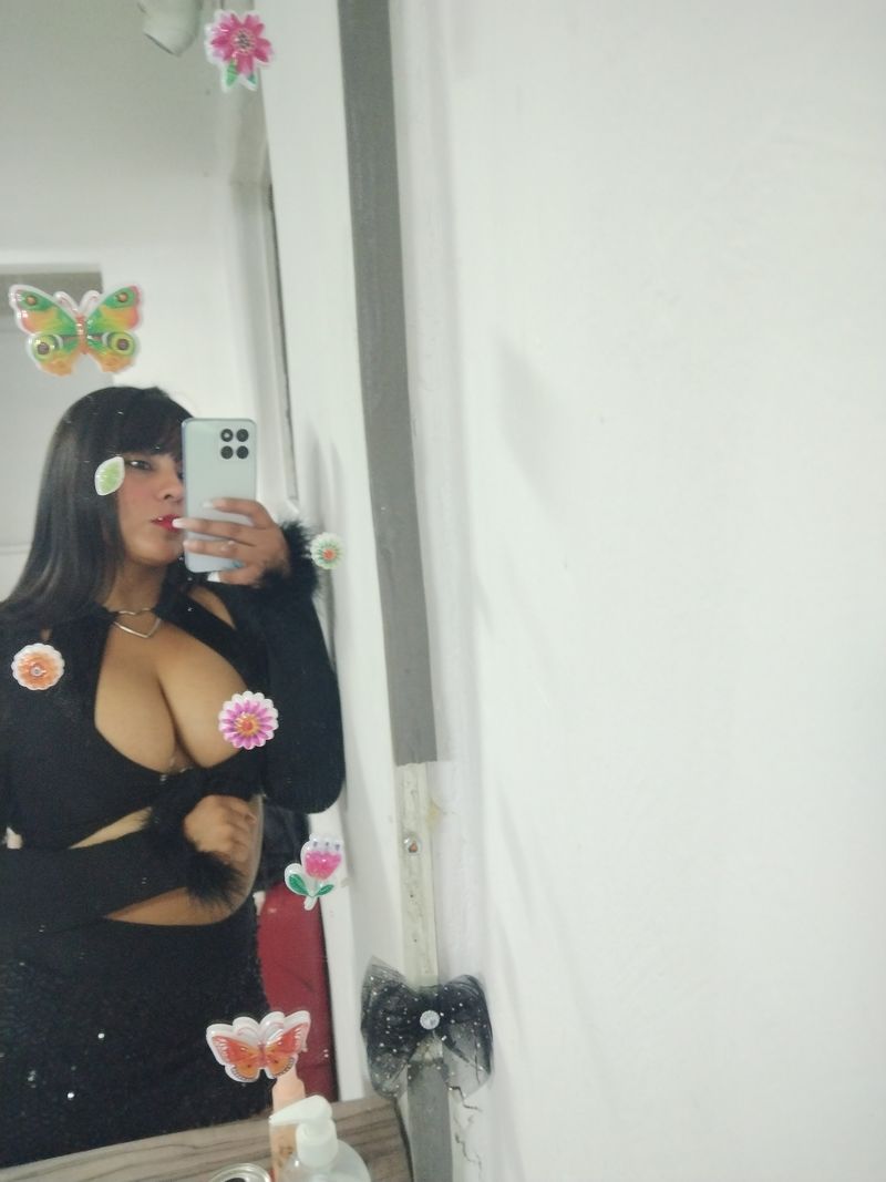 Paulina, 31