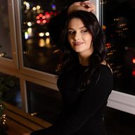 Hania, 24