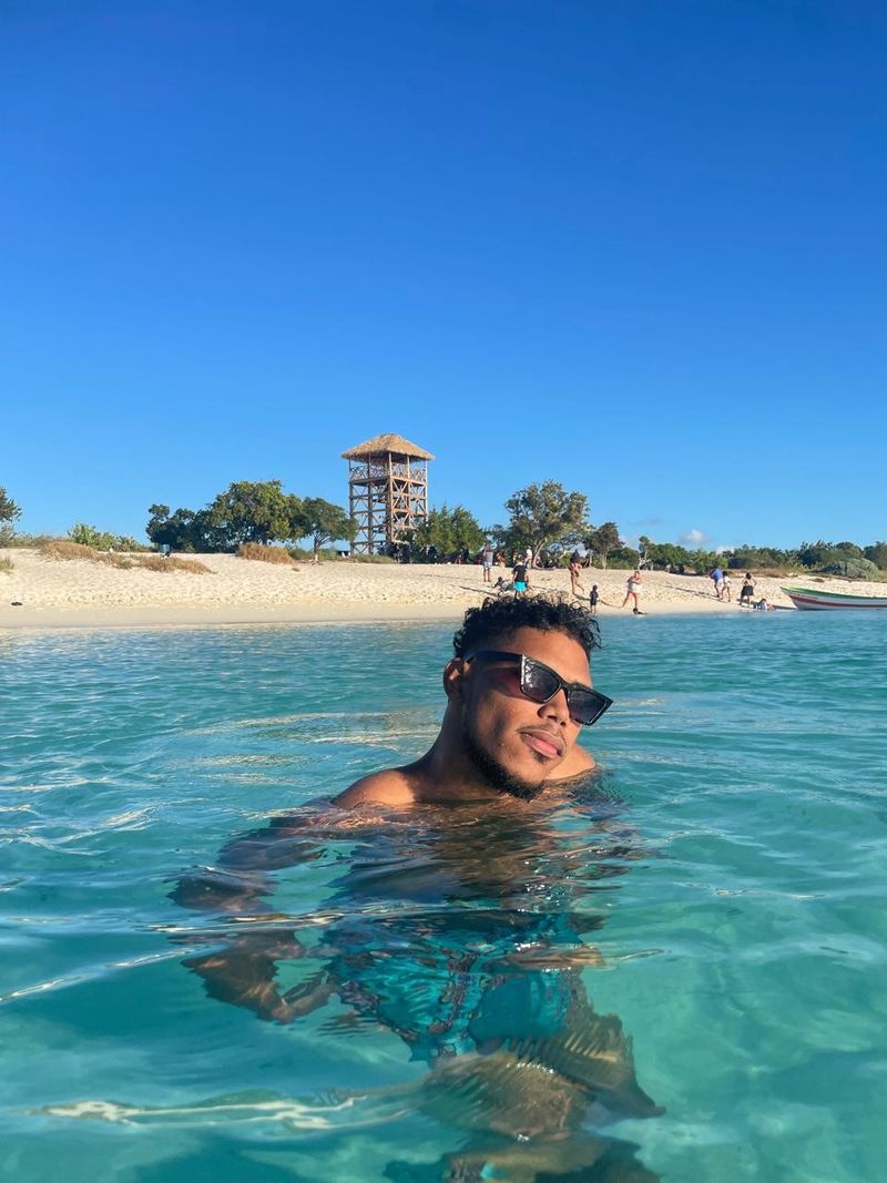 Carlos Rincón, 23