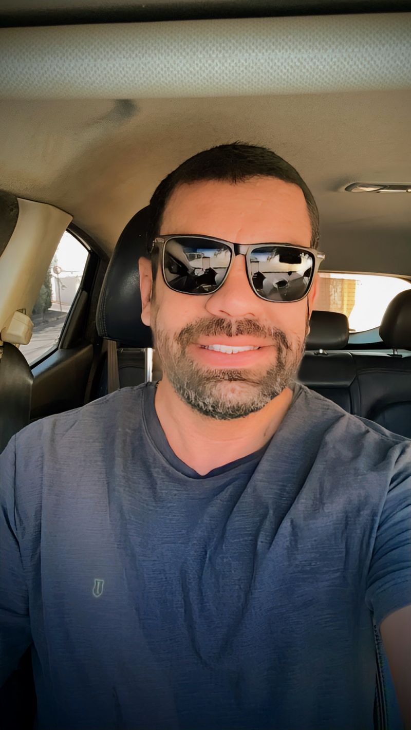 Douglas, 42