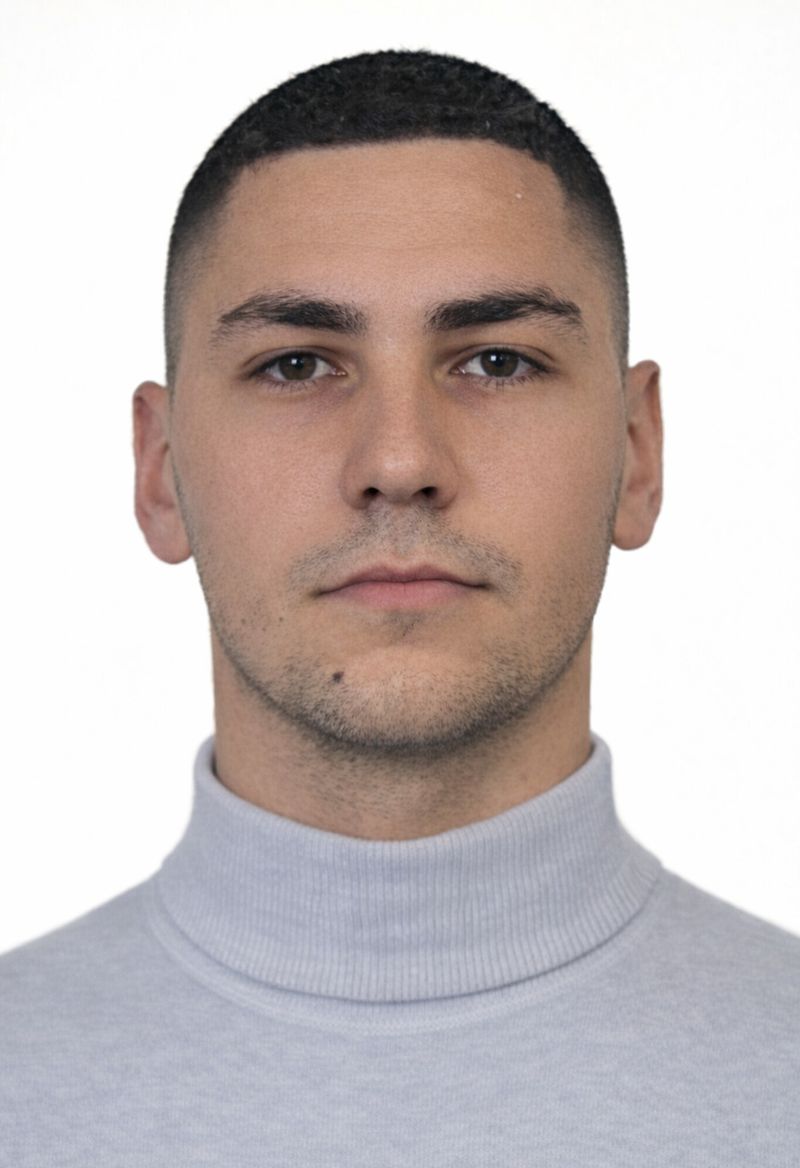 Серго, 21