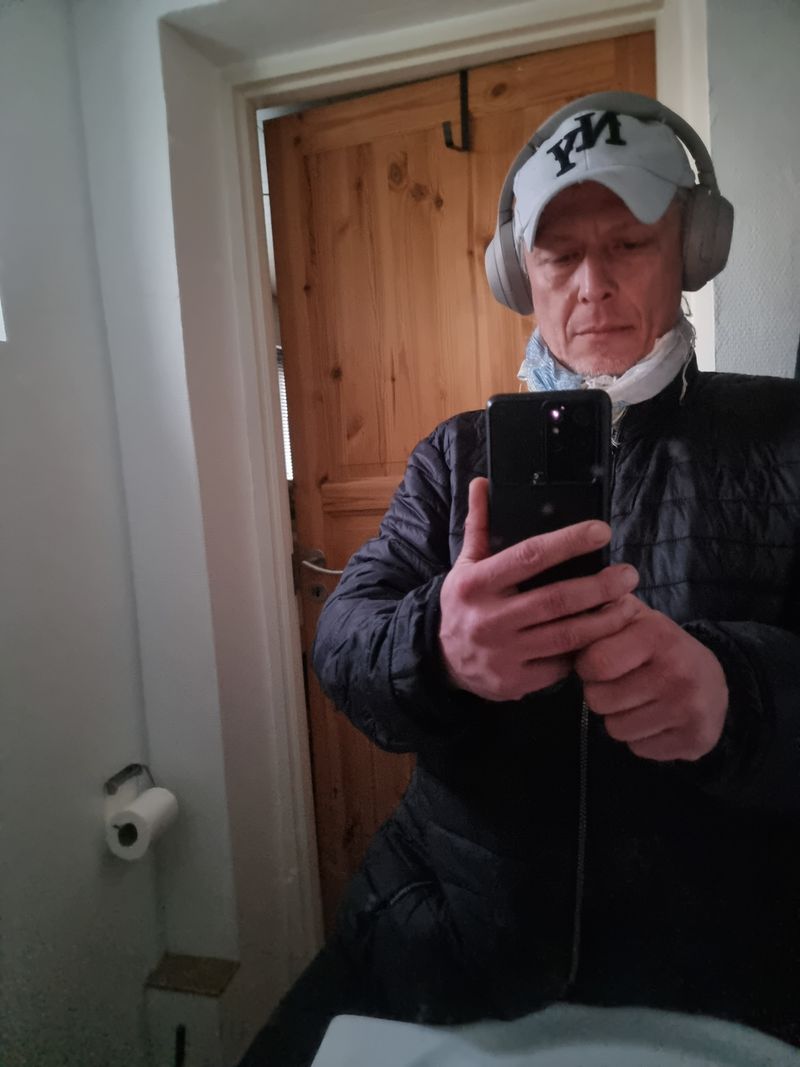 Darek, 46