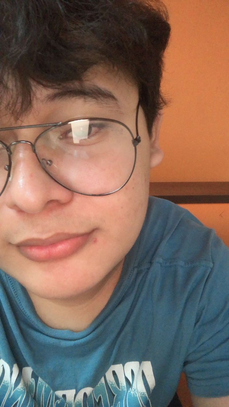 Alexis Reyes, 18