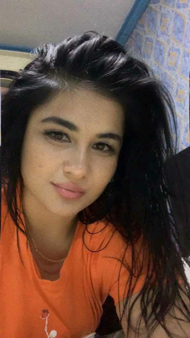 Sara, 34