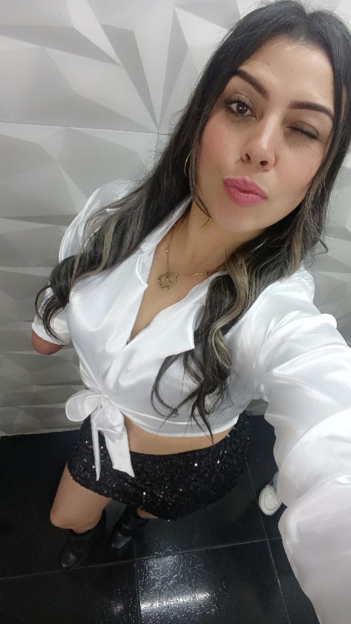 Angie, 38