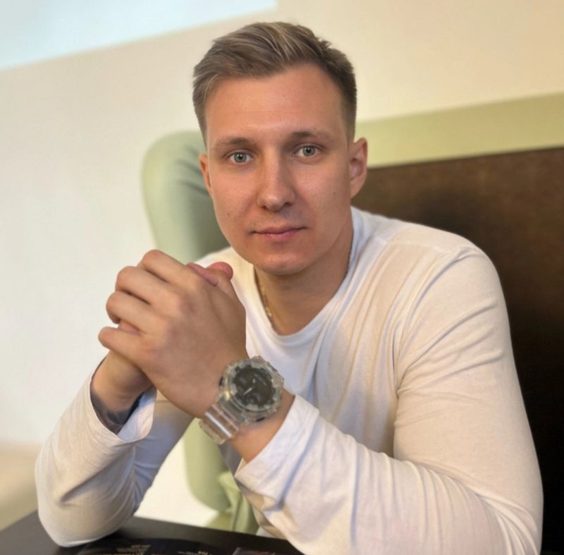 Diego, 27
