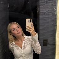 Kornelia, 28