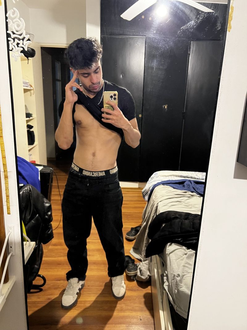 Bauti, 23