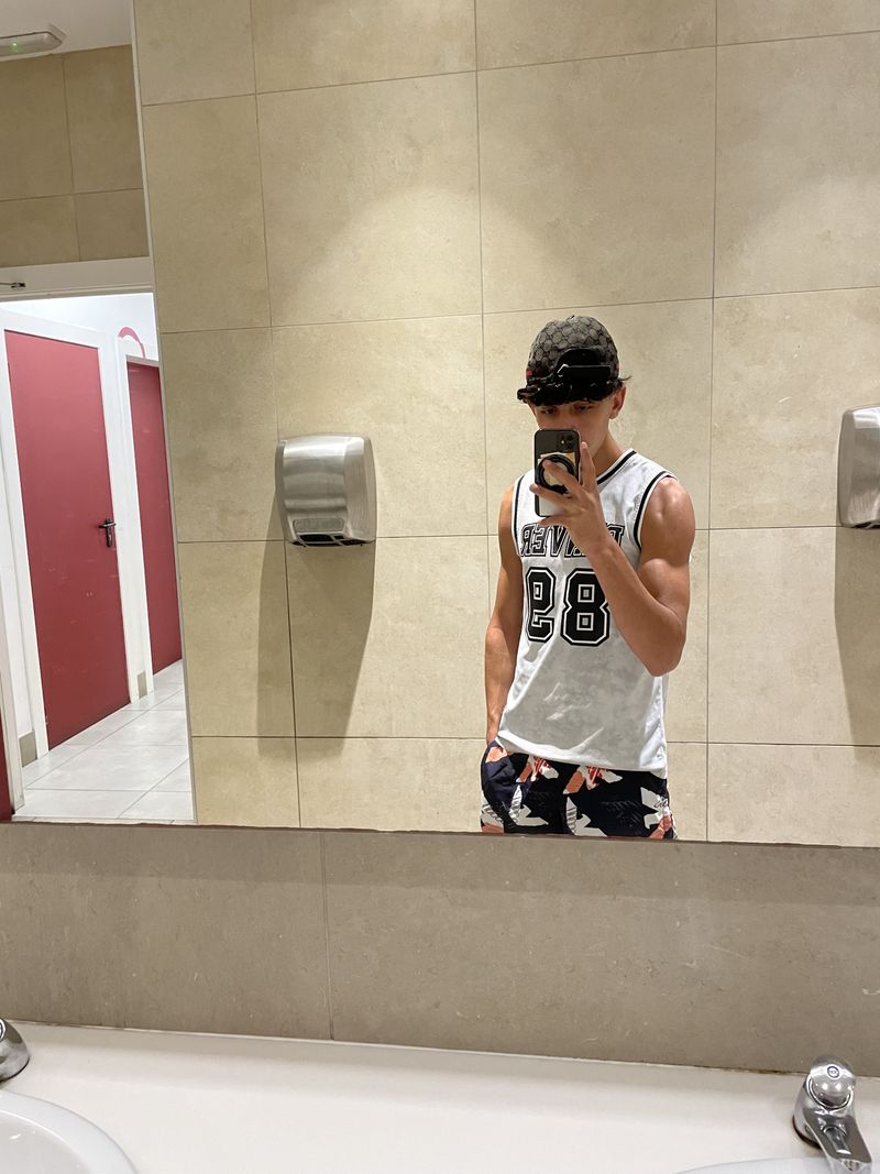 Abdolhak Habrouk, 18