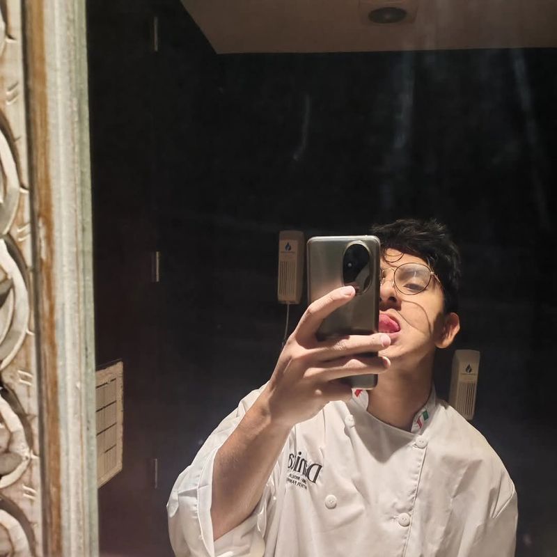 Diego, 19