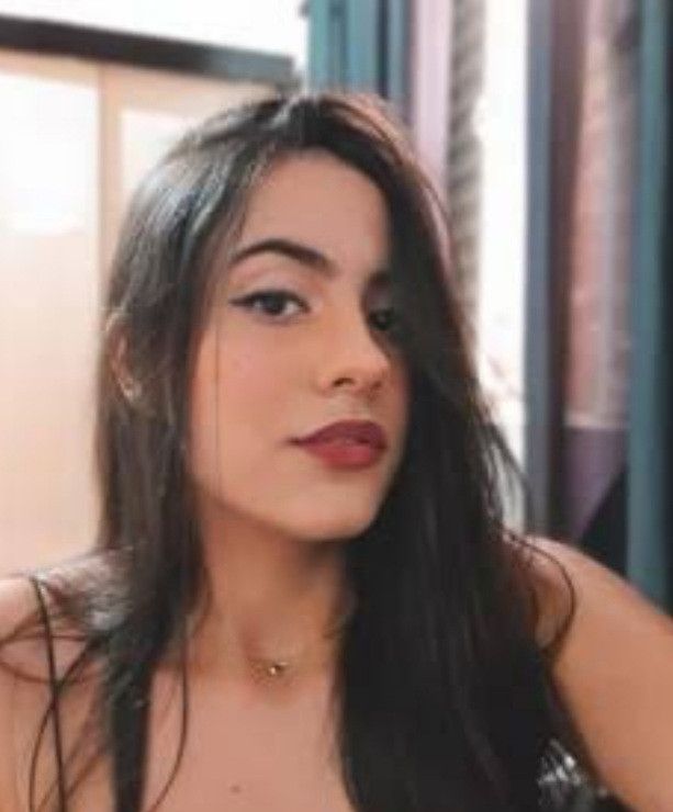 Lia, 29