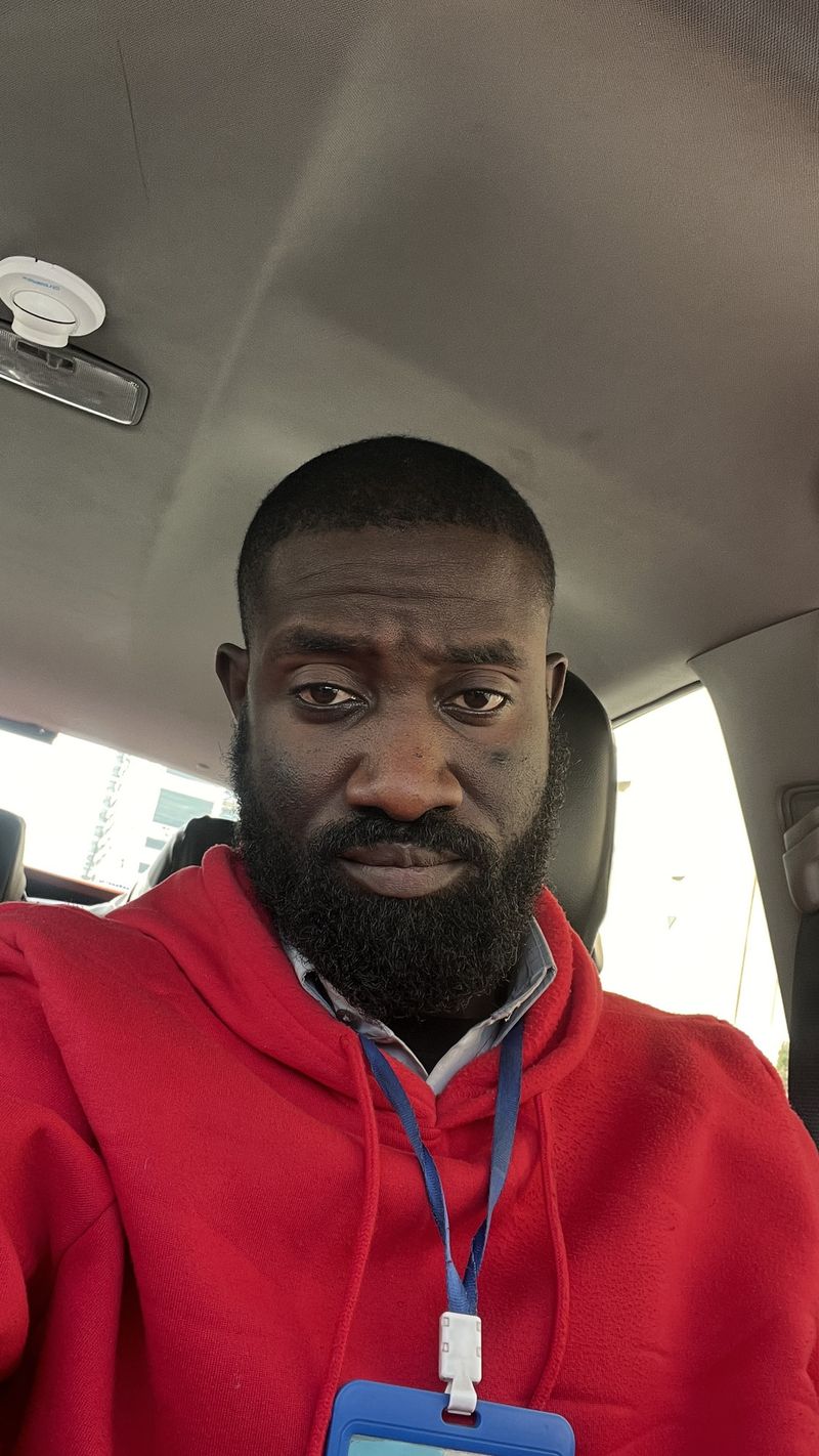 Jonas, 35