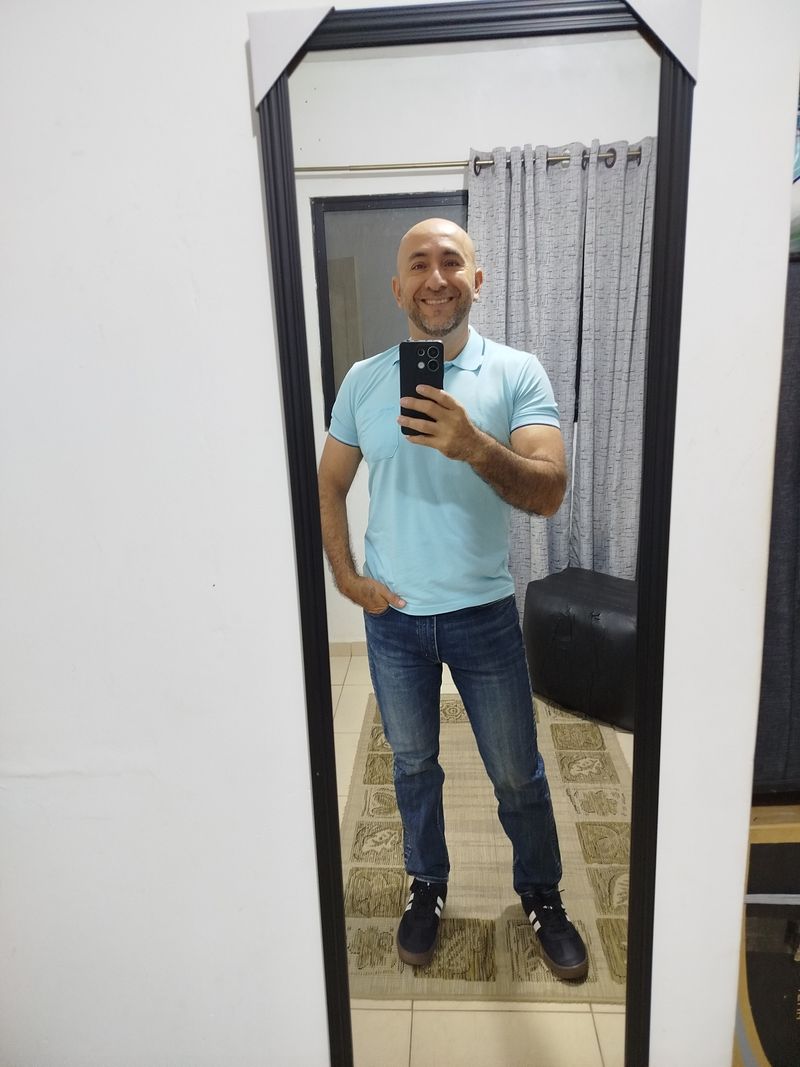 Mauricio, 45