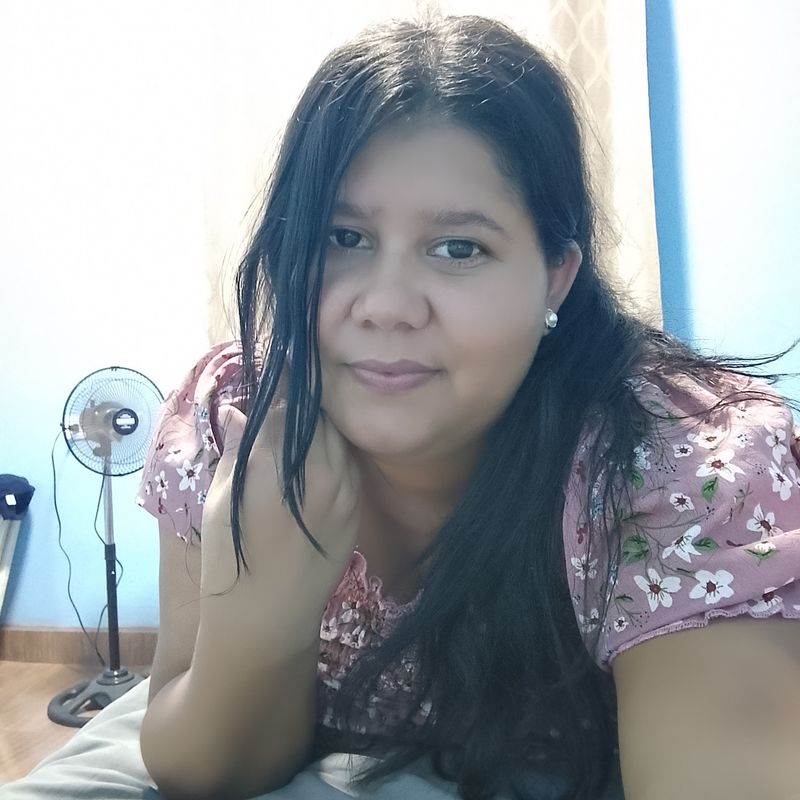 Elizabeth, 34