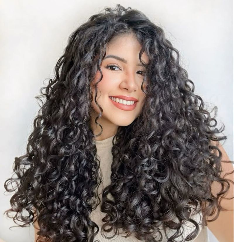 Ana Clara, 28