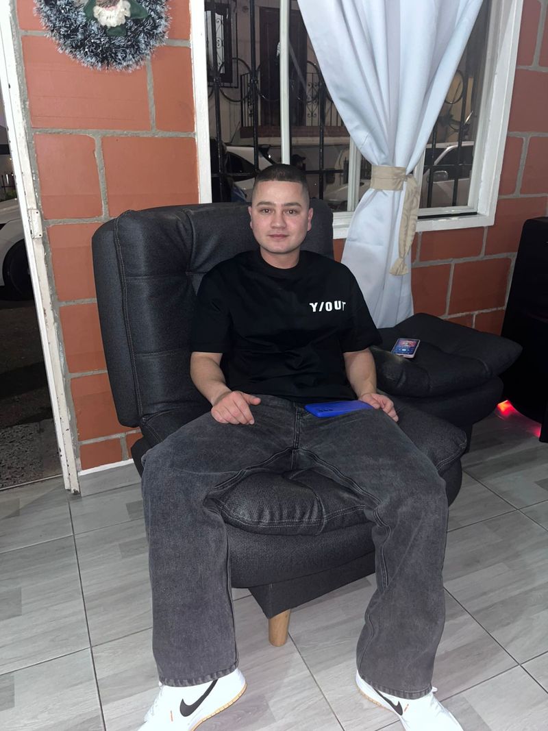 Ricardo, 28