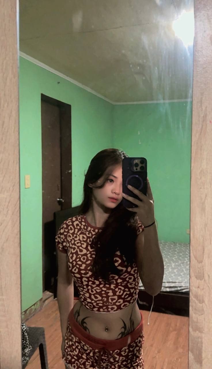 Aileen, 23