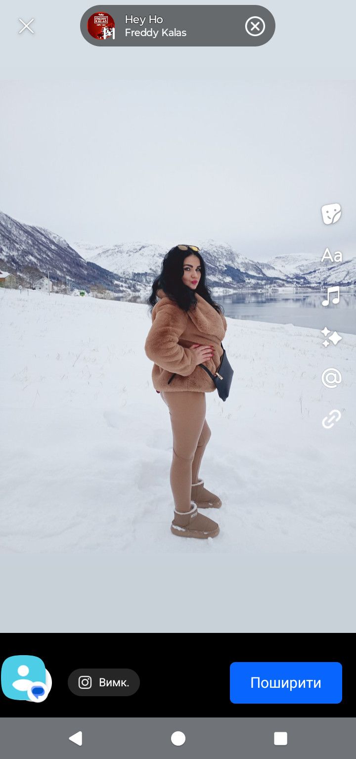 Maria, 32