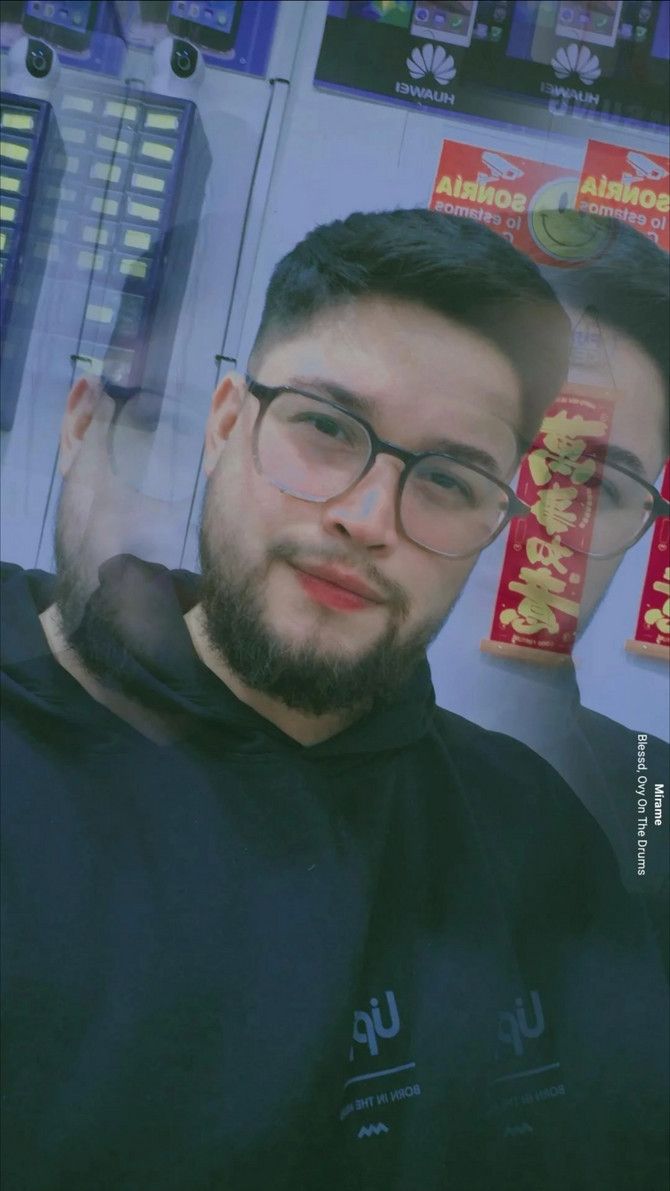 Boris, 26