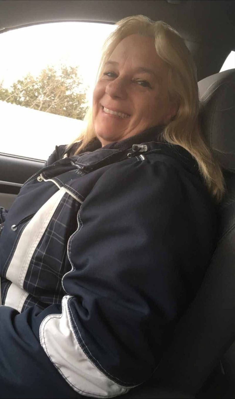 Nathalie, 56